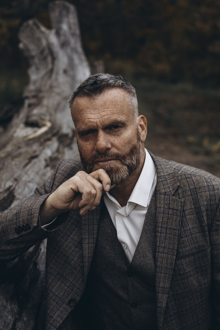  54445016  , 37 ,    -