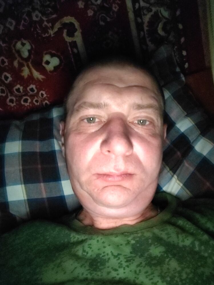  45703696  , 40 ,    