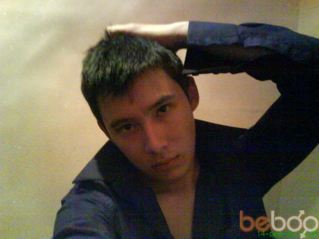  930516  Arman, 40 ,    
