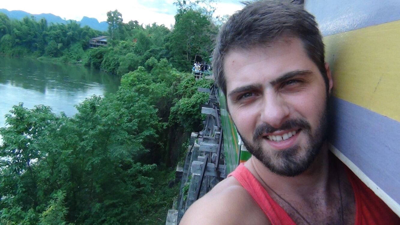  43878216  GIORGI, 37 ,    
