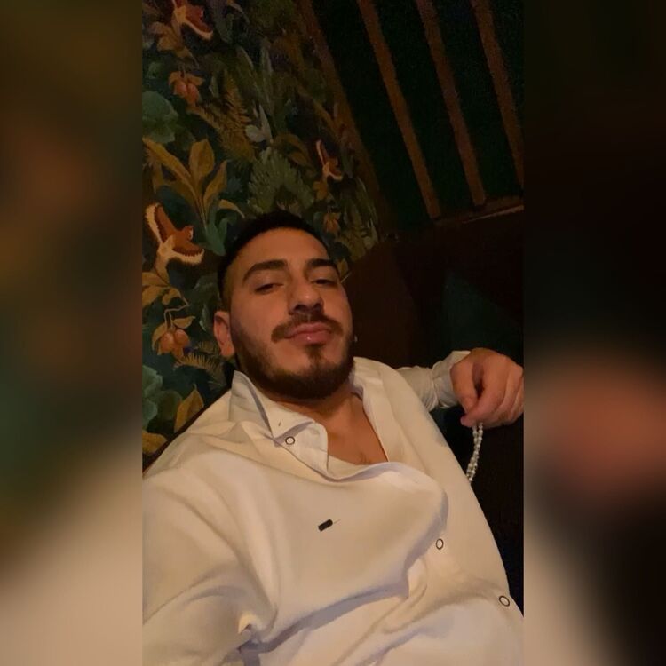  40695986  , 26 ,    
