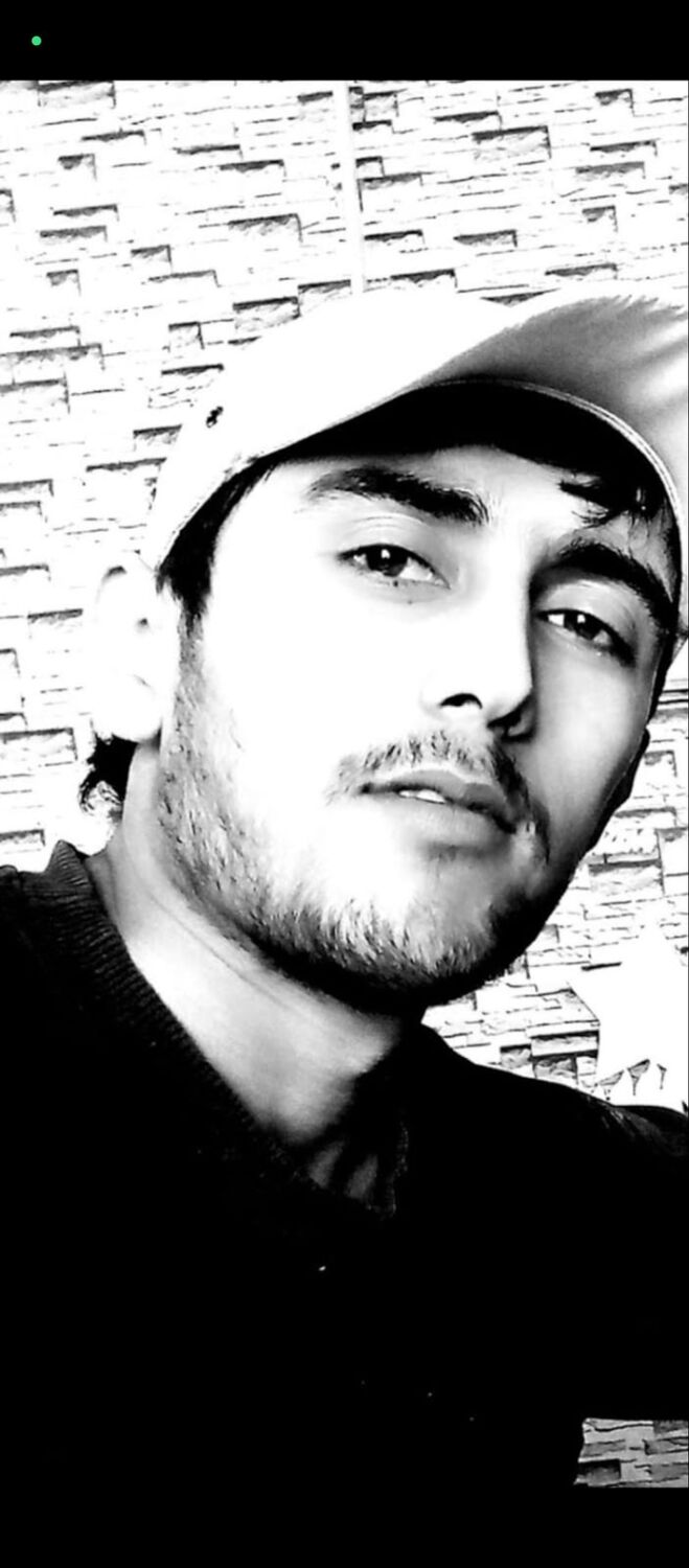  52541856  Islam, 27 ,    