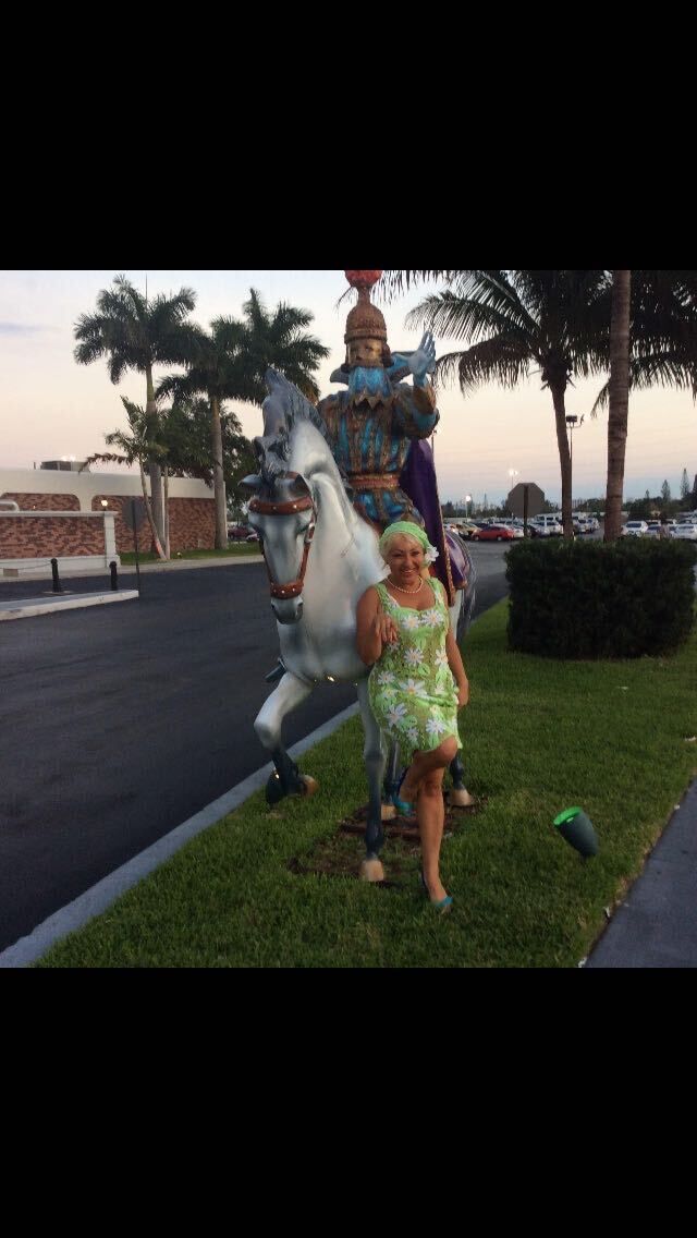  Hallandale Beach,   Alla, 51 ,     , c 