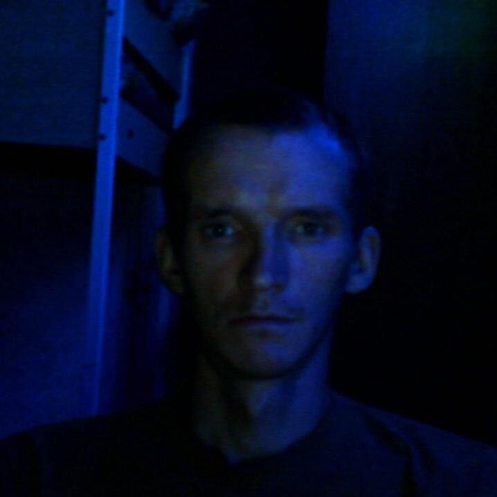  8785786  , 43 ,    