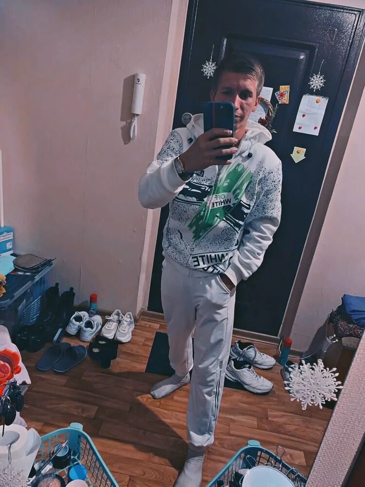  29939406  , 28 ,    