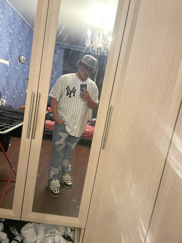  54064196  Yordanis, 29 ,    Frankfurt Am Main