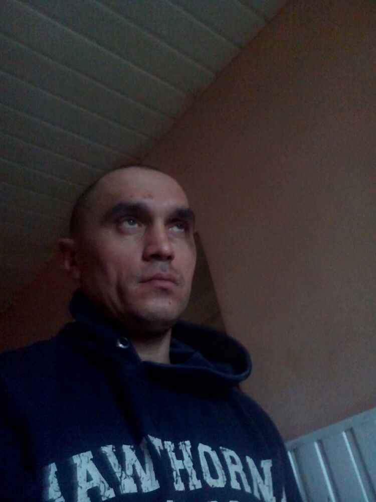   ,   Alex, 43 ,   