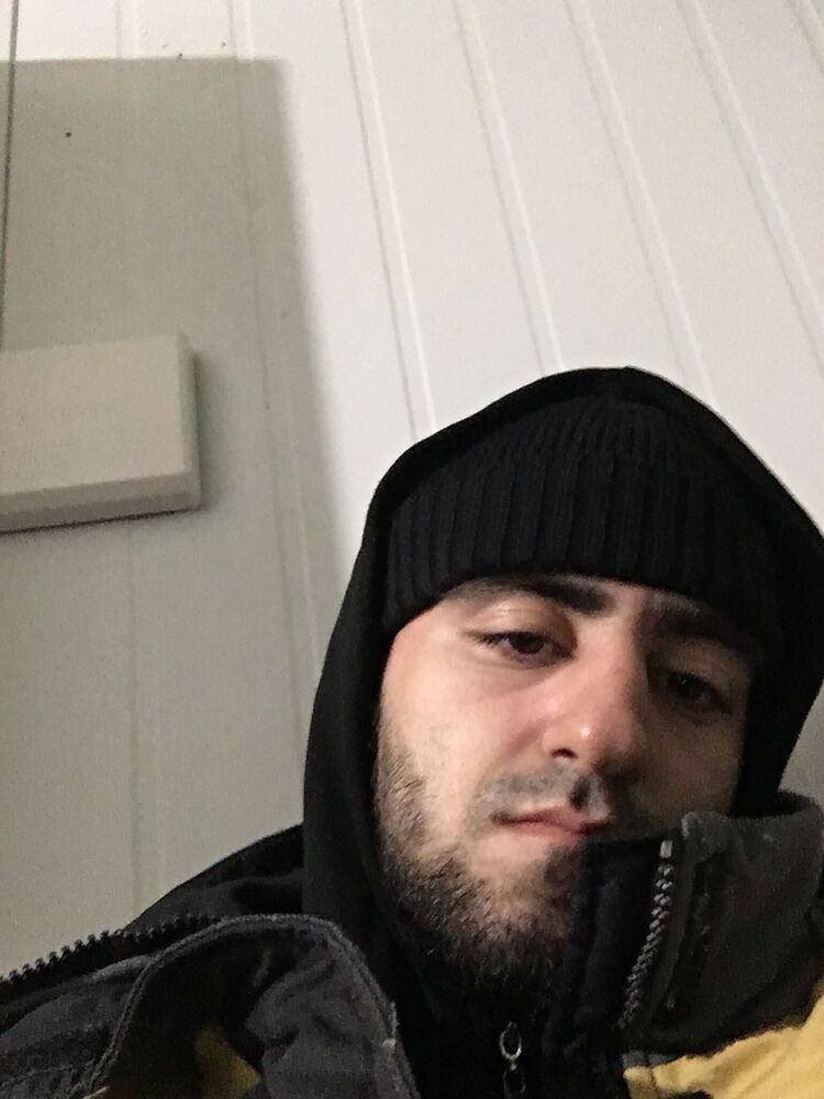  36217636  , 26 ,    