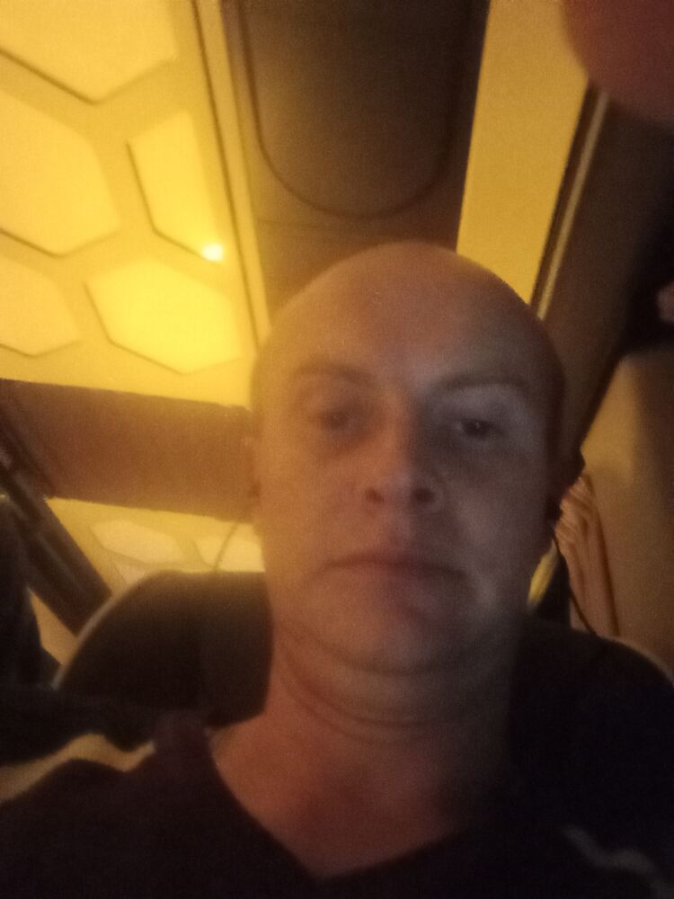  48128466  , 35 ,    