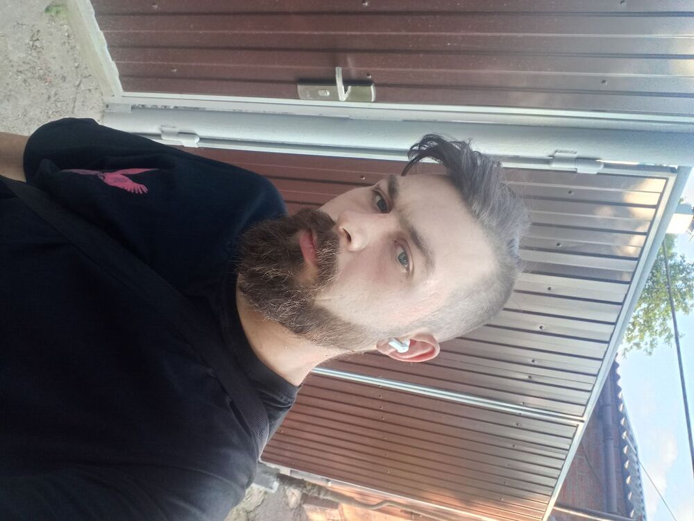  43837406  , 28 ,    