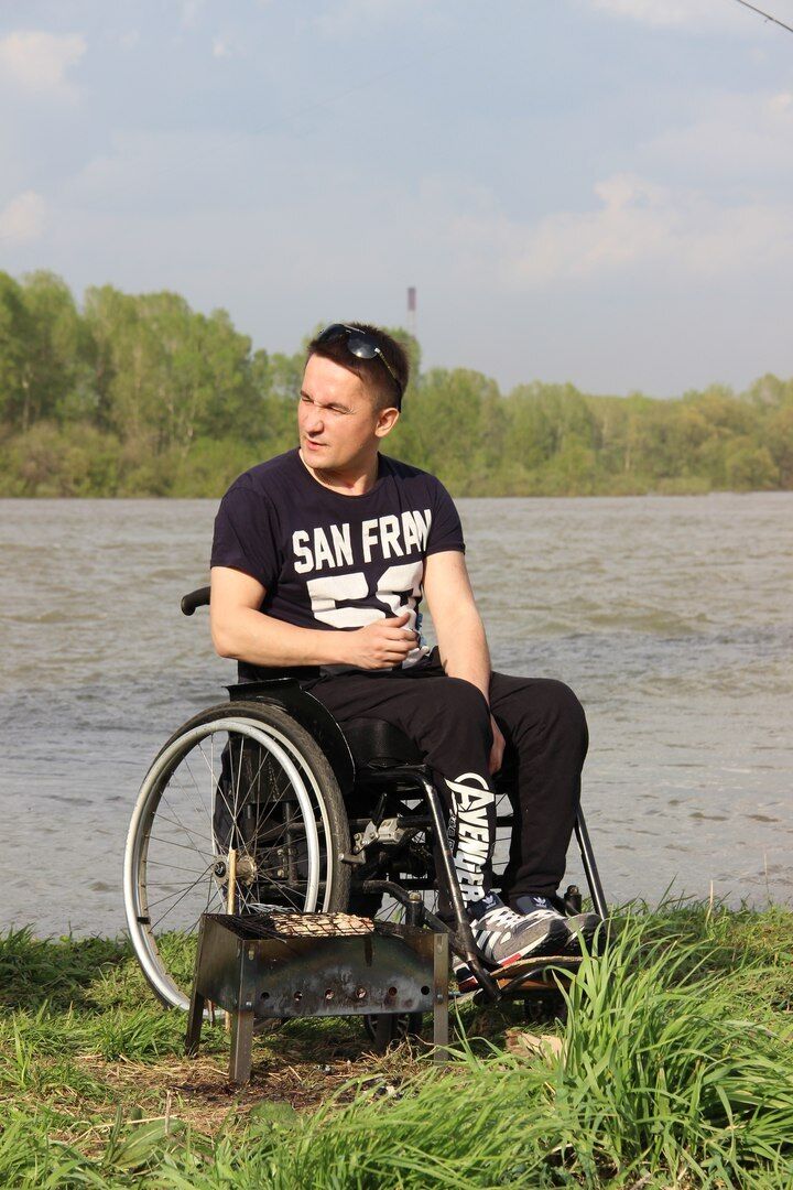  23063376  Dmitry, 39 ,    