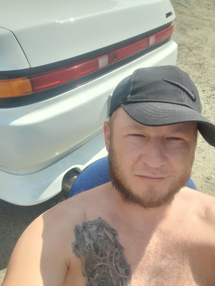  28284636  , 38 ,    