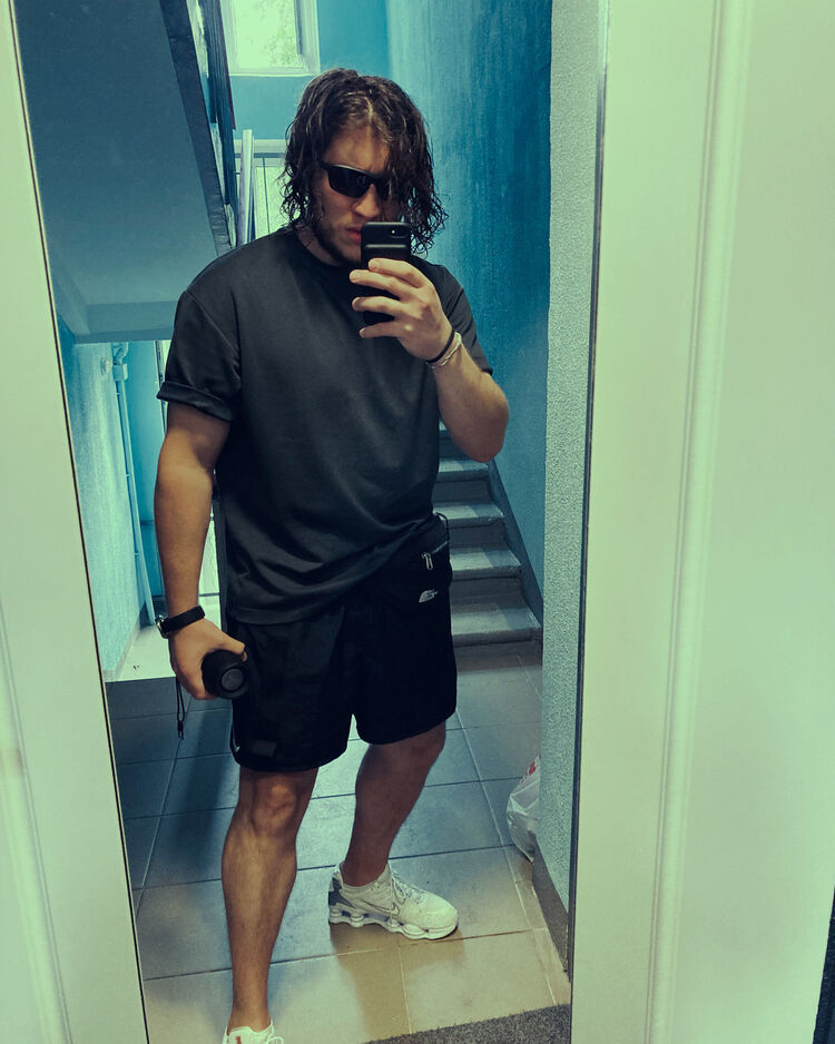 ,   Tim, 29 ,   ,   