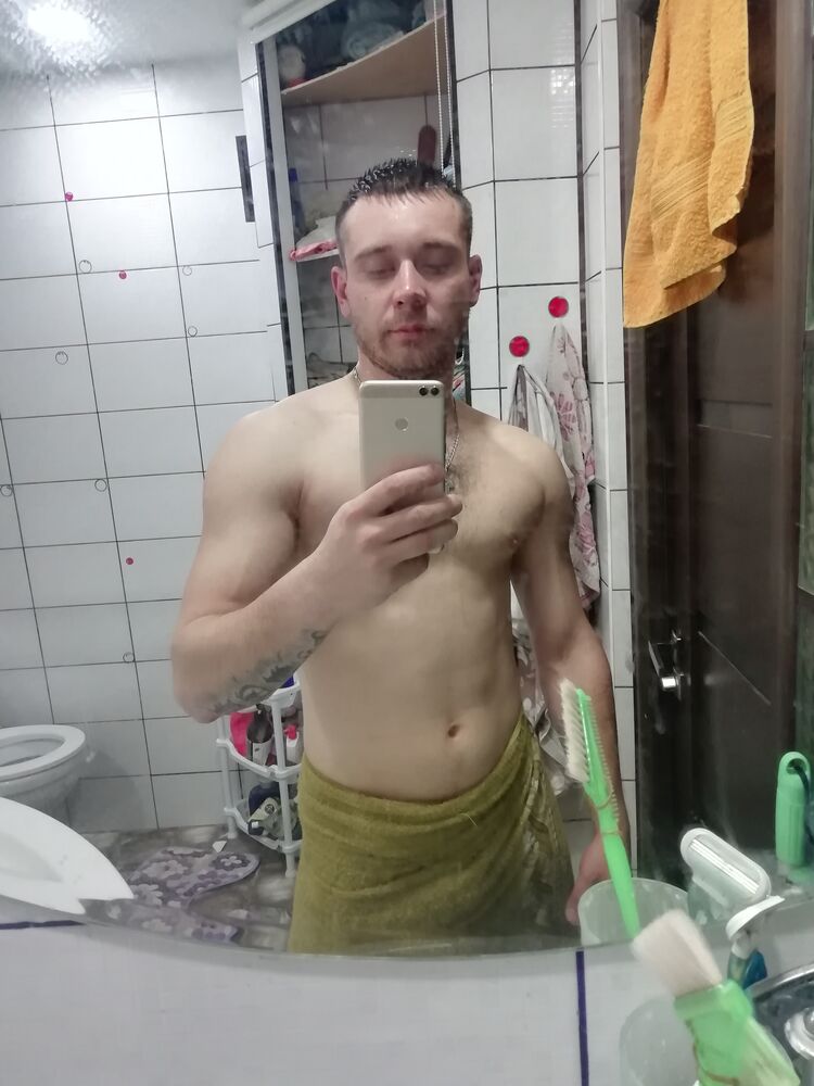  22757696  Sergey, 31 ,    