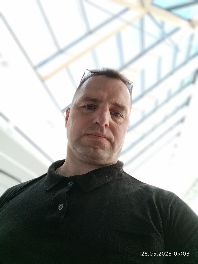  ,   Dima, 44 ,   ,   , c , 