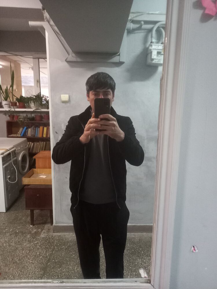  47130656  Zair, 34 ,    