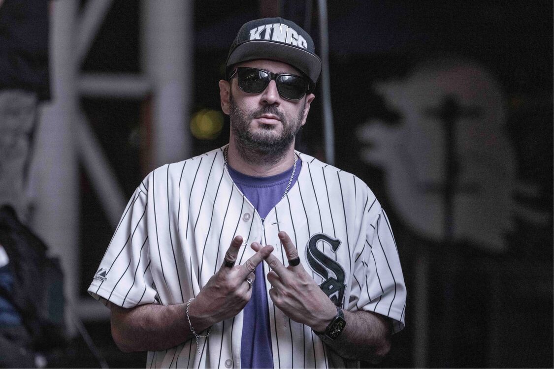 ���������� Cesme, ���� ������� Alvin Hasan, 35 ���, ������������ ��� ������, ����� � ���������, c�������� ���������