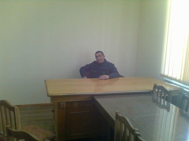  ,   Tigran, 35 ,   ,   , c 