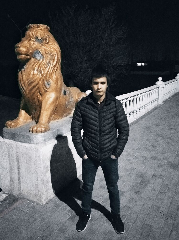  ,   Aziz, 27 ,     