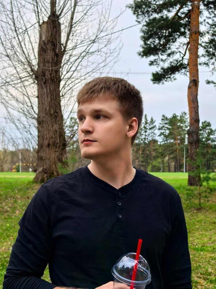  52819346  , 23 ,    Lorton