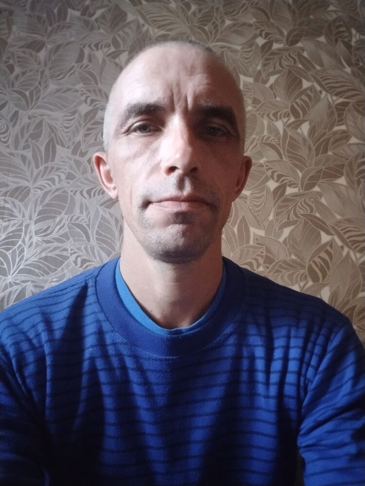  46828066  , 44 ,    