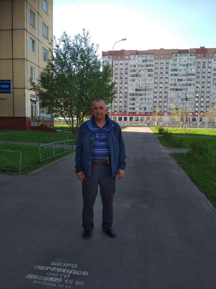 12409696  Borya, 52 ,    