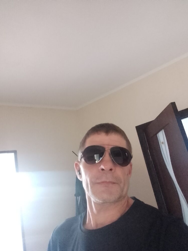  35131876  , 49 ,    