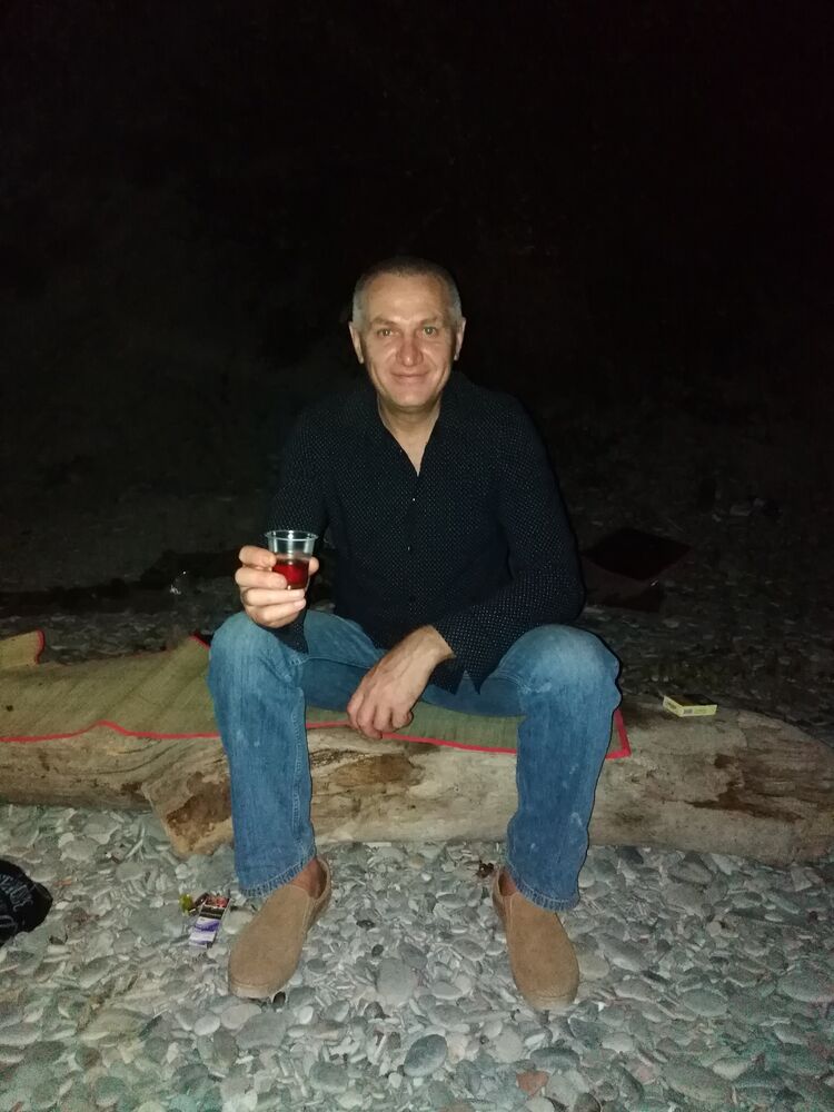  23231906  , 49 ,    