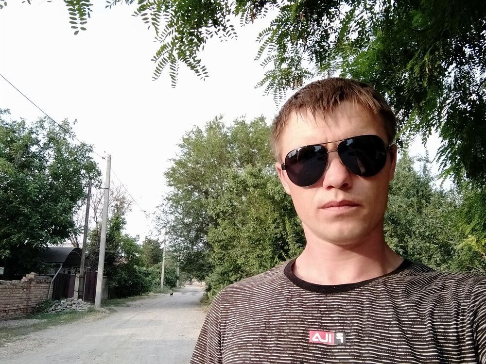  ,   Viktor, 31 ,   ,   , c 