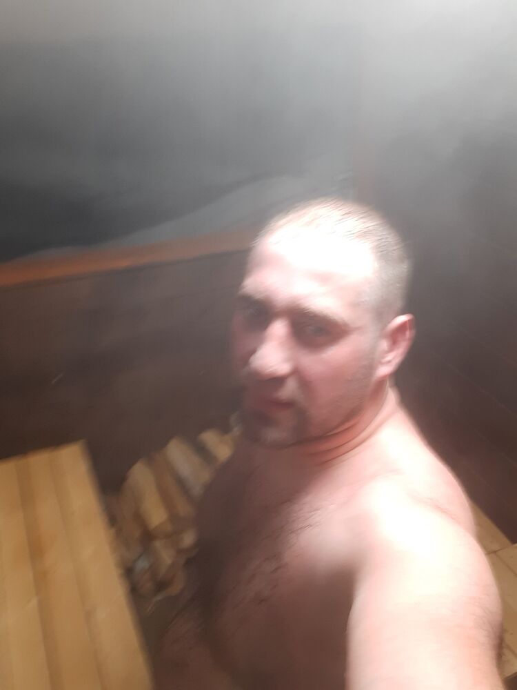  31799036  , 37 ,    