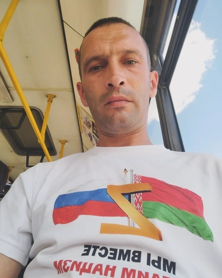  48334406  , 37 ,    