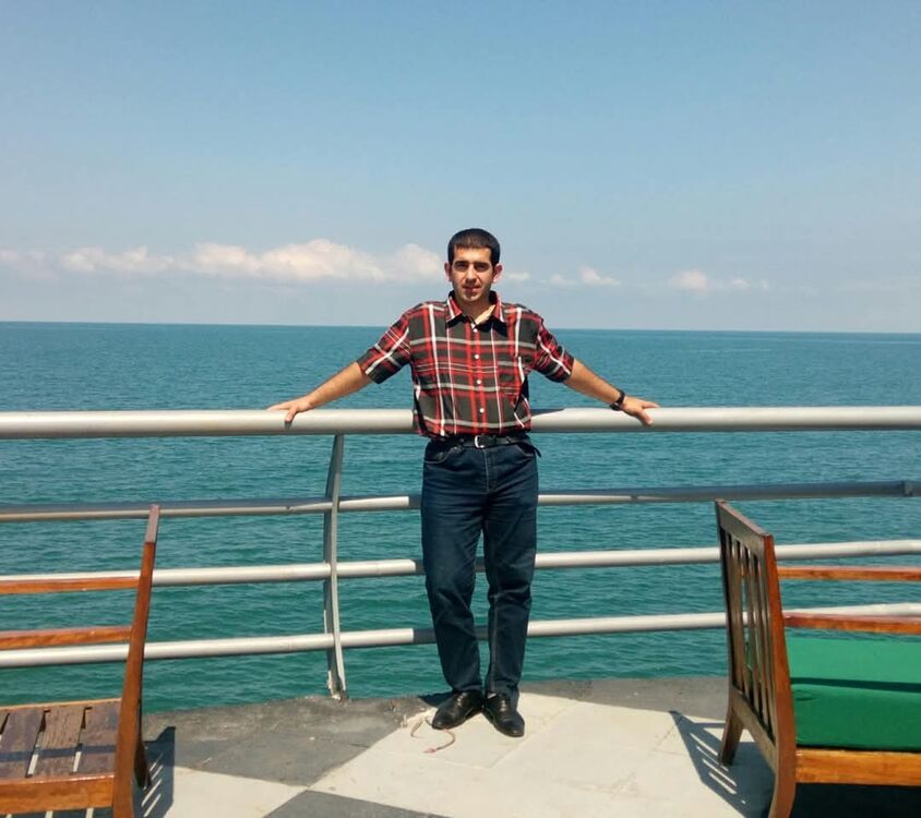  ,   Artur, 34 ,   ,   
