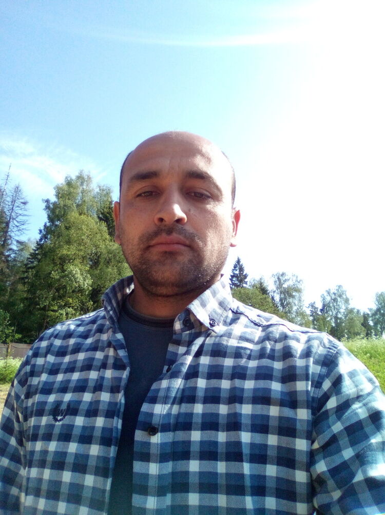  20578336  Javlon, 38 ,    