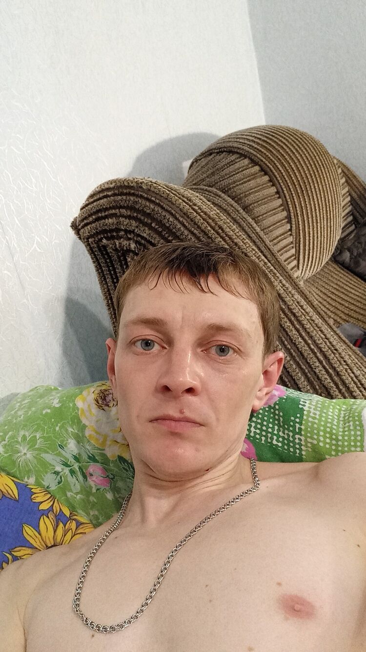  22869286  , 37 ,    