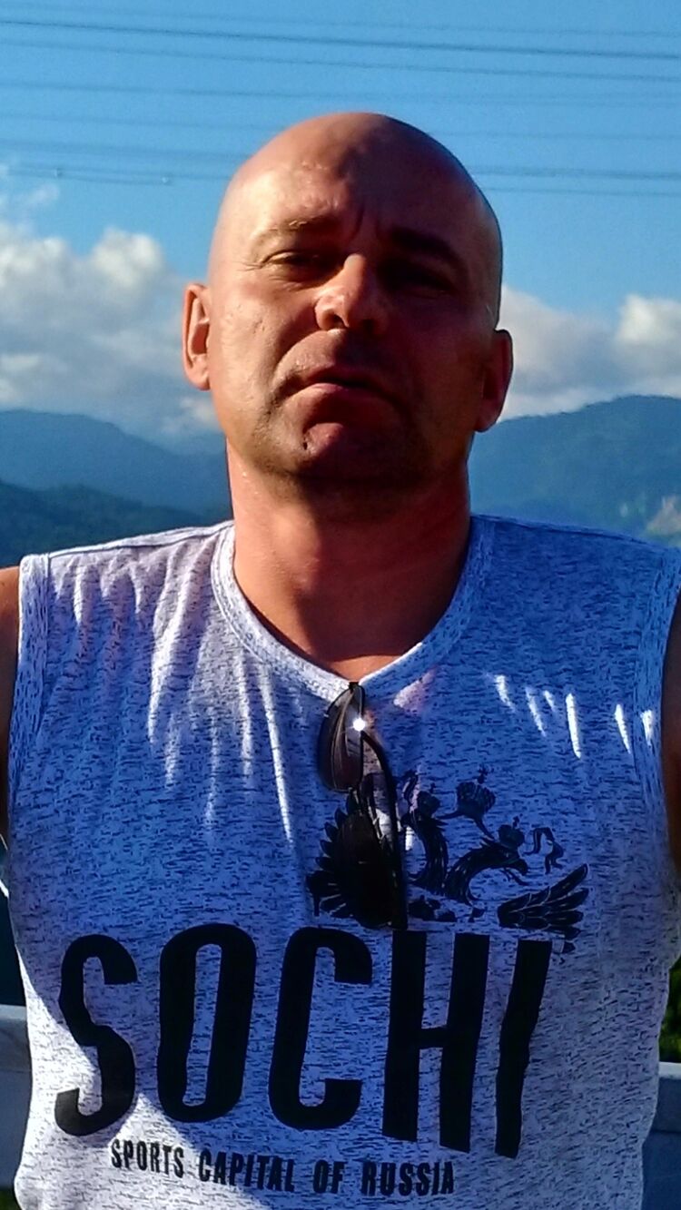  46692766  Mark, 48 ,    