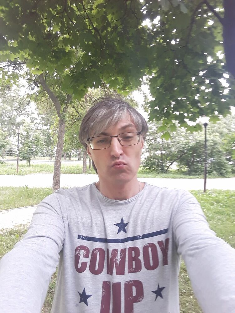   ,   Anton, 42 ,   ,   , c , 