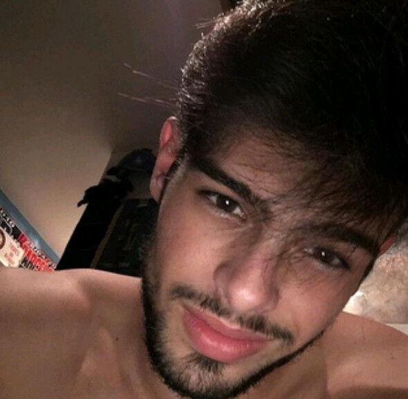  ,   Ahmed, 32 ,   ,   , c 