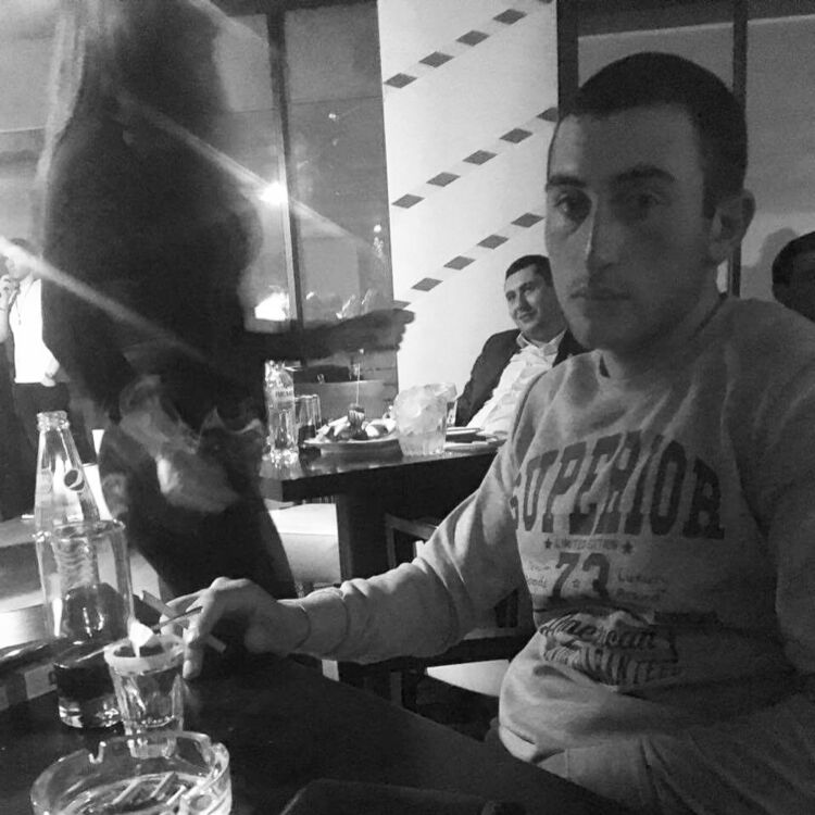  11345226  Vardan, 28 ,    