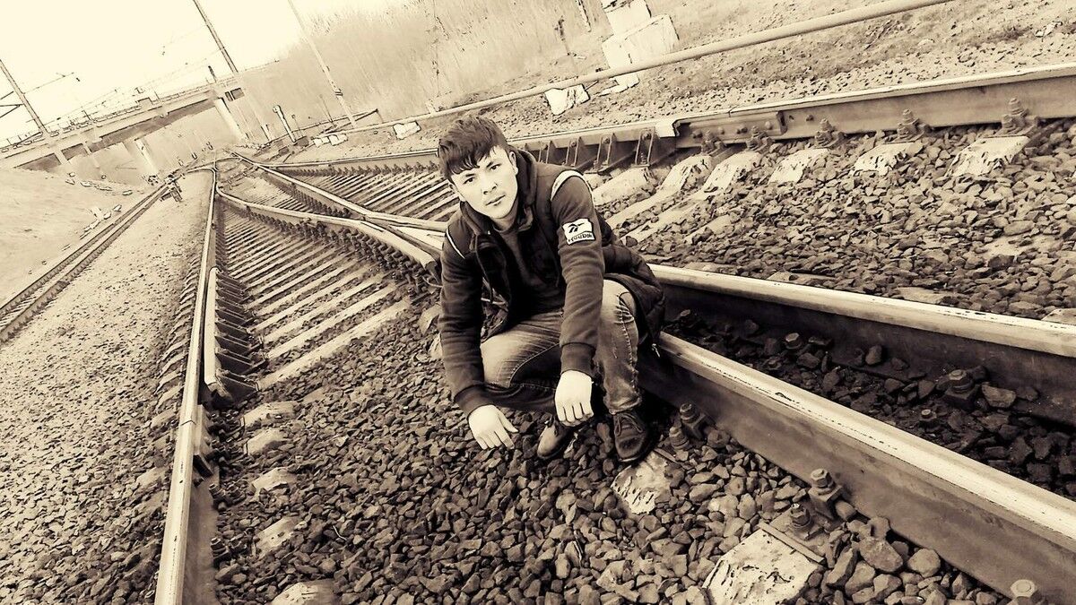  14754246  Alli, 30 ,    