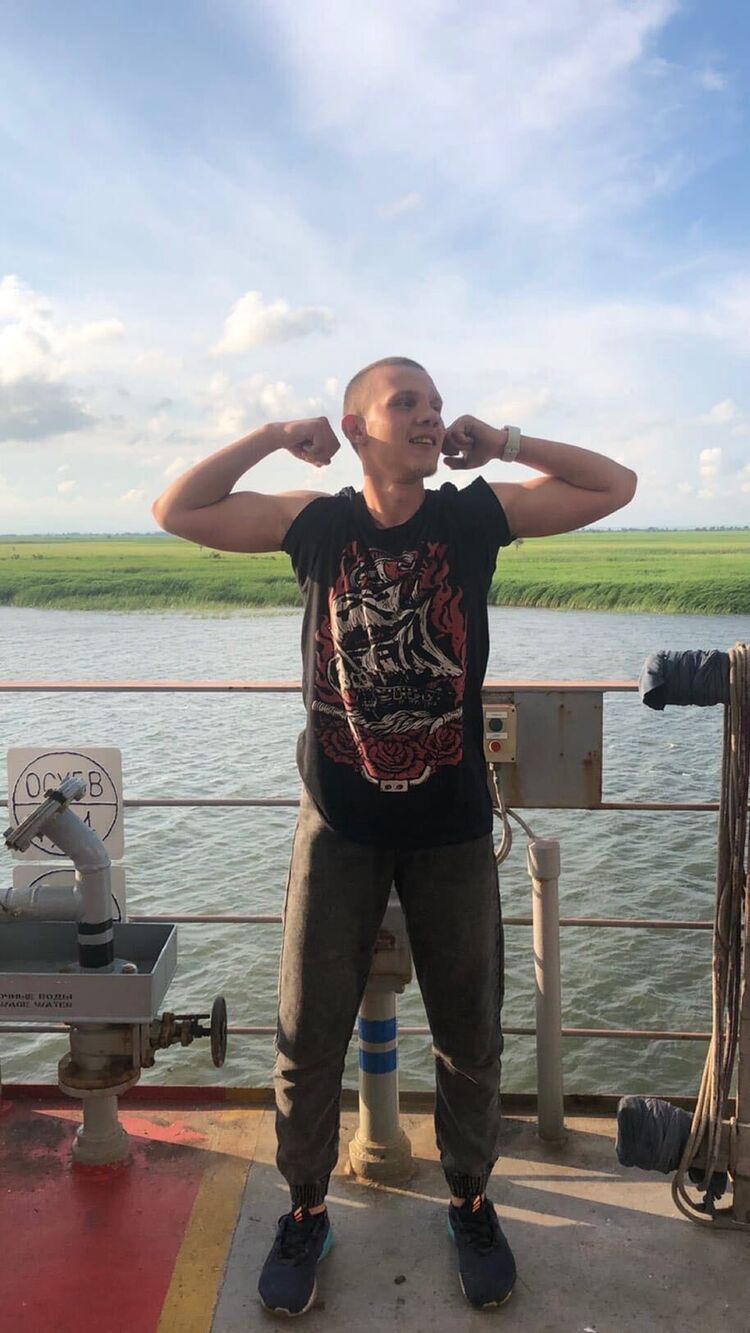  --,   , 22 ,   ,   