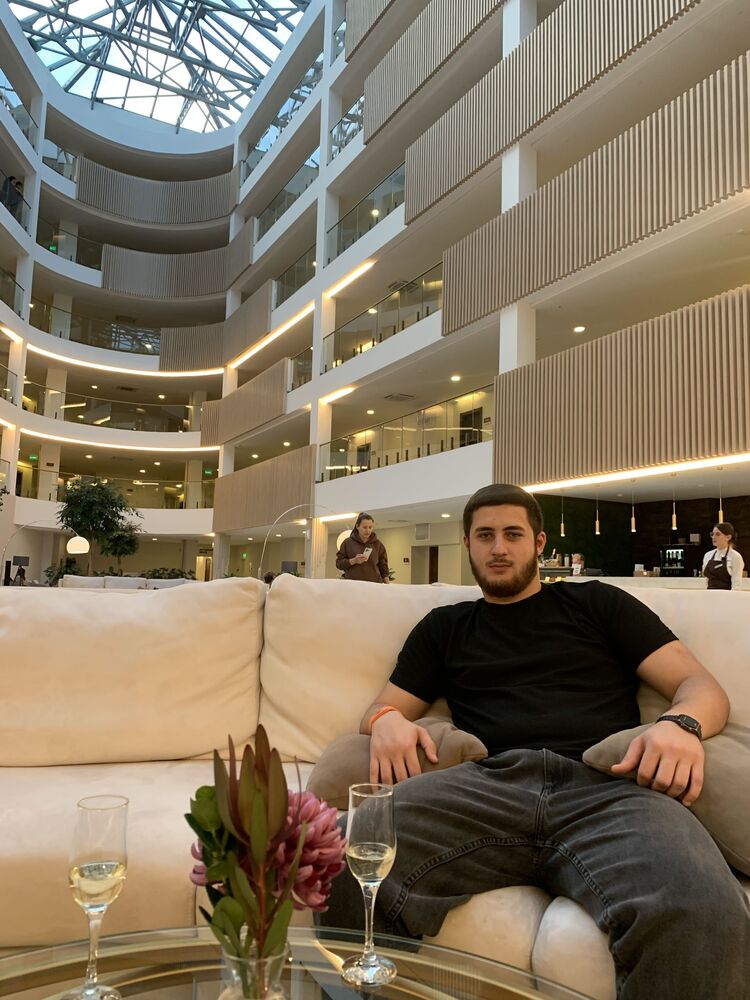 ���� 38479706 ����� �����, 23 ����, ���� ���������� � �����