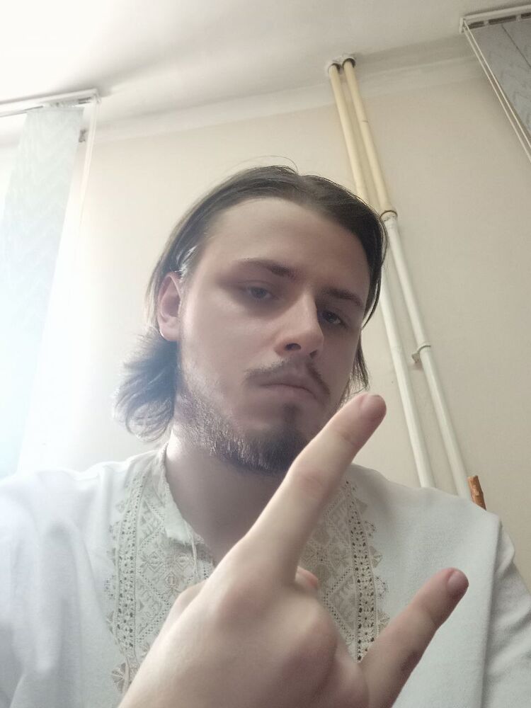  41791576  , 26 ,    