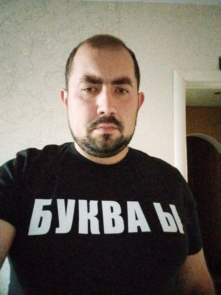  43148666  Vladimir, 35 ,     