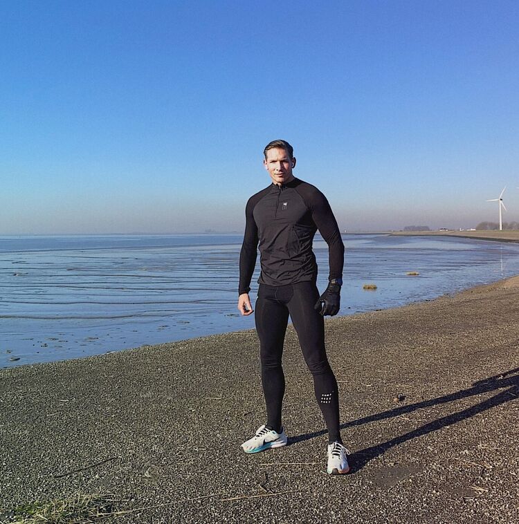 ���� 54051316 ������� ���������, 42 ����, ���� ���������� � �����-����������