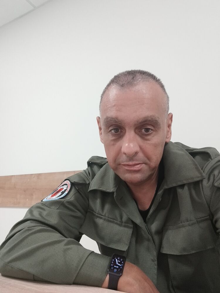  36993516  , 51 ,    