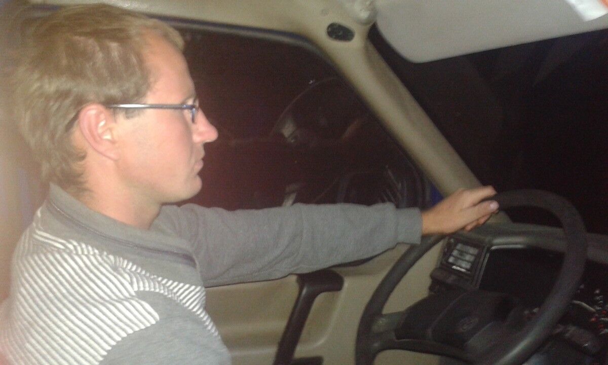  8667326  Ivan, 33 ,    