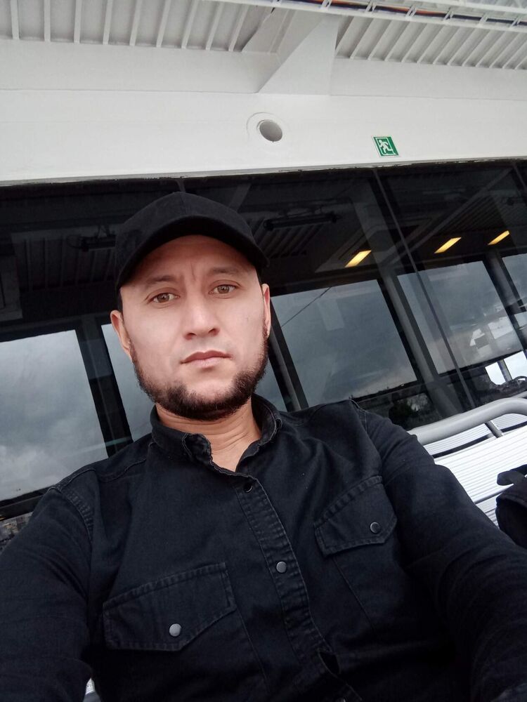  -,   Azam, 31 ,   ,   