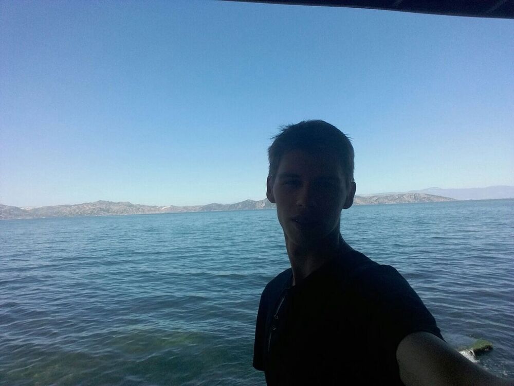  16718236  Alex, 26 ,    