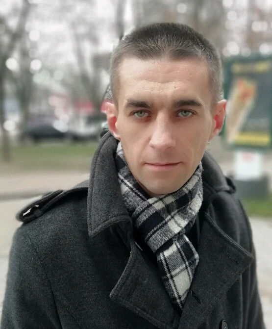  18036326  , 40 ,    