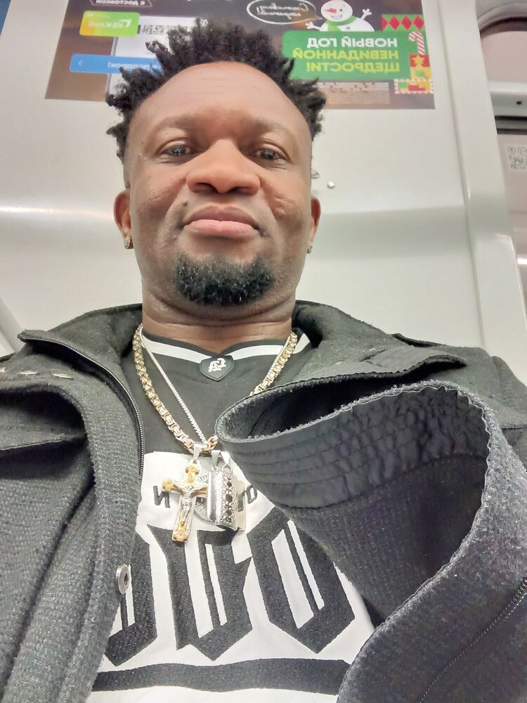 ���� 47997056 ������� PRINCE M, 37 ���, ���� ���������� � ������